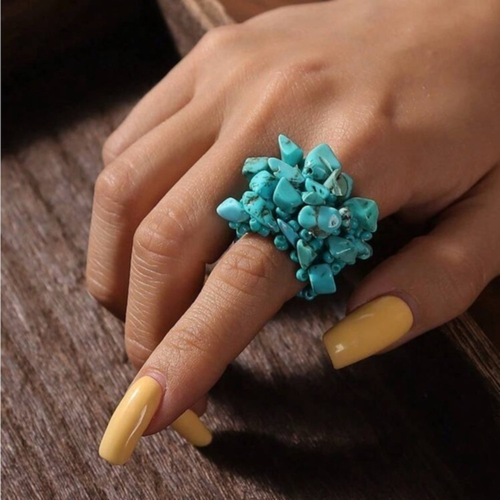 ✨NEW Elastic Turquoise Cluster Statement Ring